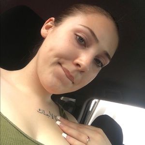 Meet your Posher, Ailema